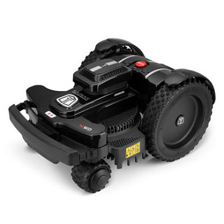Caiman_Tech_X4 Elite Off-Road 4WD_main_white_72dpi Caiman_Tech_X4 Elite Off-Road 4WD_main_white_72dpi