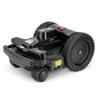 Caiman_Tech_X4 Basic Off-Road 4WD_main_white_72dpi Caiman_Tech_X4 Basic Off-Road 4WD_main_white_72dpi